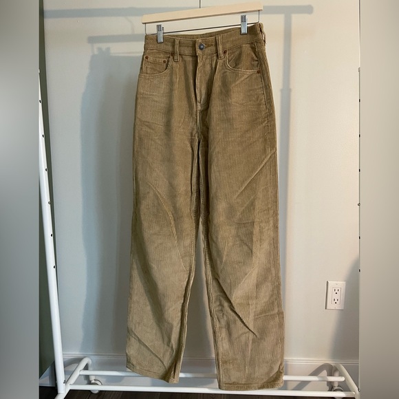 Motel rocks 90’s inspired wide leg corduroy pant - Picture 2 of 3